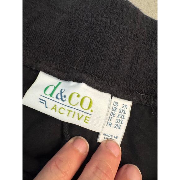D&Co Black Terrycloth Skort with Pockets Size 2X Plus - Picture 3 of 3
